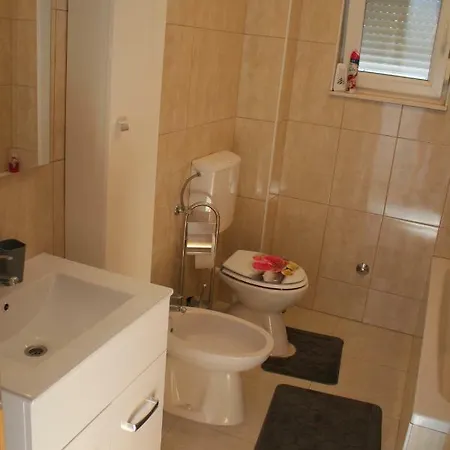 Apartment Antonia Sinj
